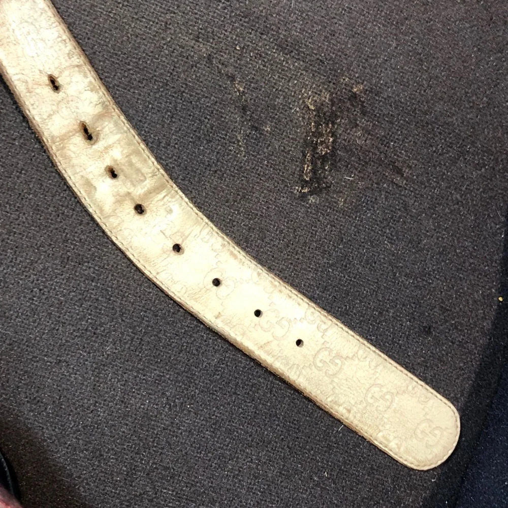 Gucci Beige Leather Belt with Gold Emblem